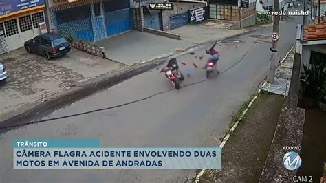 Andradas câmera de segurança flagra acidente entre motos Rede Mais