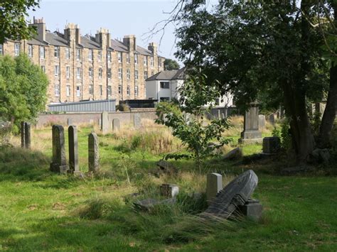 Morningside Cemetery And Balcarres Richard Webb Cc By Sa