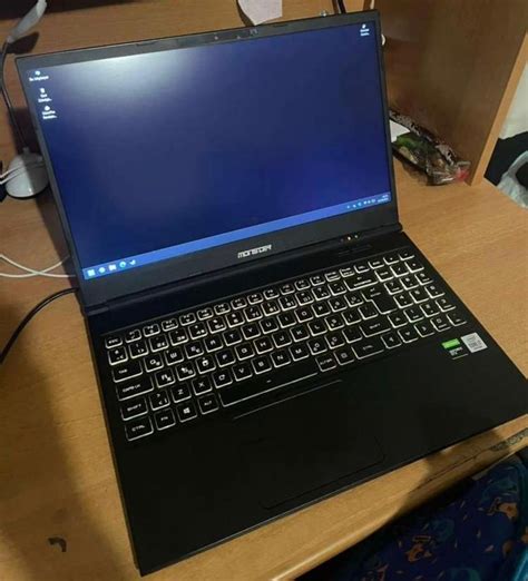 Monster Abra A V Diz St Oyuncu Laptop Bilgisayar Diz St