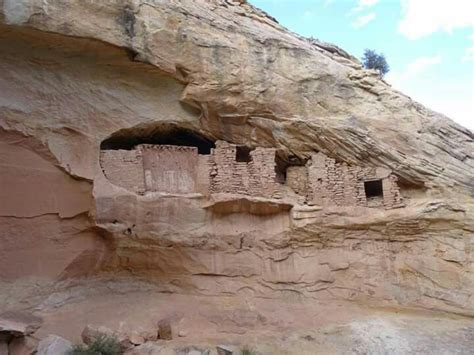 Épinglé sur Ancestral Pueblo Ruins