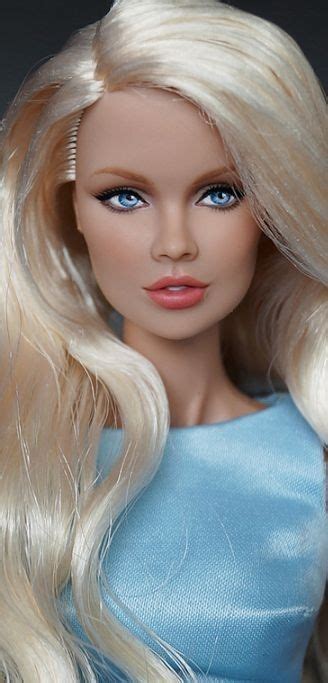 Pin By Cindy Brady On Fashion Royalty Beautiful Barbie Dolls Fashion