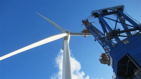 Final Turbine Installed As Worlds Largest Offshore Wind Farm Nears Completion