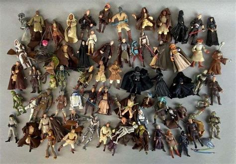 Group of Assorted Hasbro Star Wars Figures - Matthew Bullock Auctioneers