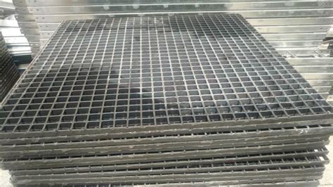 Galvanized Iron 250 Ea Gi Grating For Industrial At Rs 80kg In Pune