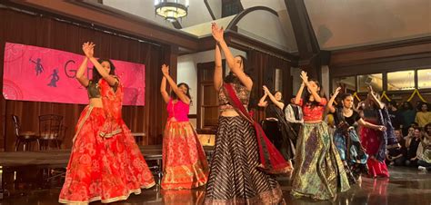 Garba Night celebrates South Asian culture on campus - The Brown and White