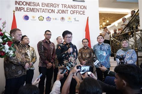 Luncurkan Rumah Bersama Pln Dan Lintas Kementerian Kolaborasi Kebut