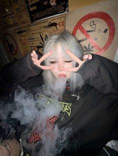 Pin by hot sex on биополярка Cute poses for pictures Swag pics 2017 tumblr aesthetic