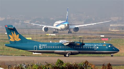 Vietnam Airlines ATR 72 500 72 212A VN B237 V1images Aviation Media