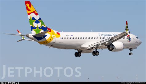 VP CIZ Boeing 737 8 MAX Cayman Airways Victor Machado JetPhotos