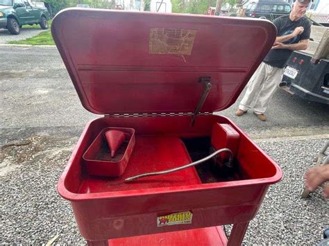 20 Gallon Parts Washer with General Purpose Pump - Property Peddler