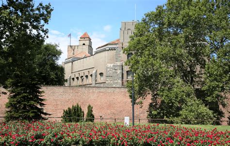 The Belgrade Fortress - the most visited tourist attraction in Belgrade * All PYRENEES · France ...