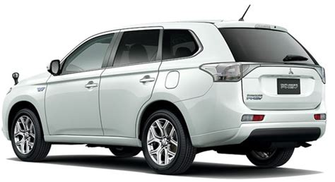 Mitsubishi Motors announces world’s first plug-in hybrid SUV ...