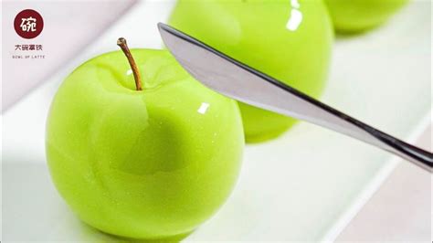 Granny Smith Mousse Cake By C Dric Grolet