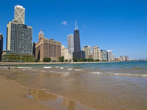 The Best Beaches To Visit In Chicago This Summer Images And Photos Finder