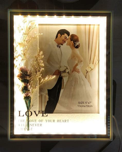 Best Customized Led Photo Frame For Your Special Memories