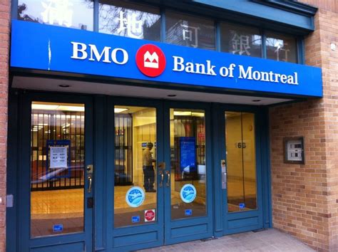 Bmo Bank Of Montreal Banks And Credit Unions 601 Main Street