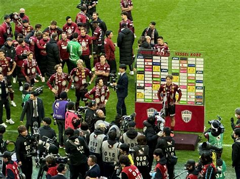 祝・ヴィッセル神戸 悲願のj1リーグ 初優勝 おめでとうございます！ 株式会社 新保哲也アトリエ｜rl Waffle Cake 神戸本社