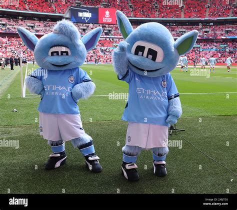 London Uk 25th May 2024 London England Manchester City Mascots Moonchester And Moonbeam