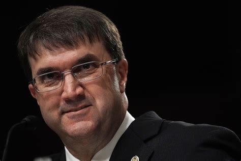 Robert Wilkie Trumps Pick For Veterans Affairs Secretary Clears Key