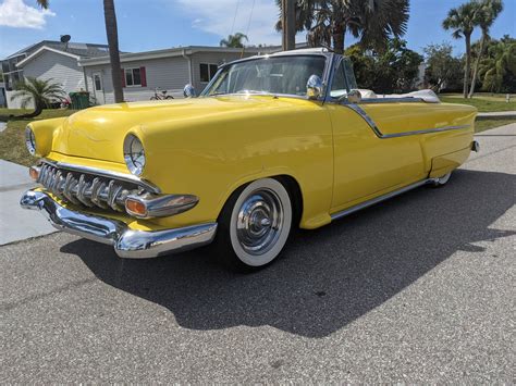 1953 Ford Customline Premier Auction