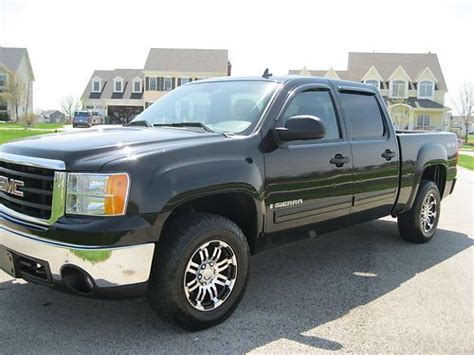 Sell Used 2008 Gmc Sierra 1500 Sle Crew Cab Pickup 4 Door 53l In Sugar