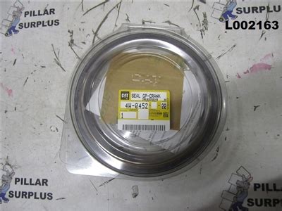 Genuine OEM Caterpillar Seal Gp Crankshaft 4W0452