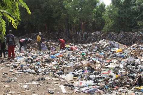 Comment évolue Le Traitement De Déchets Ménagers à Lomé Loeil D