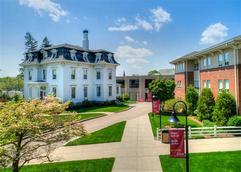 Making The Most Of Your Campus Visit Dean College