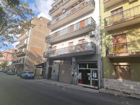 Vendita Appartamento Reggio Calabria Trilocale In Via Vecchia