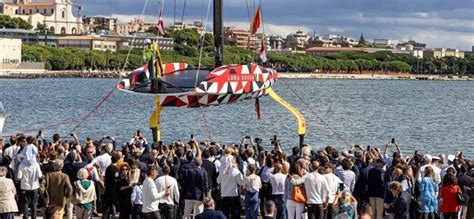 Varato Il Prototipo Di Luna Rossa Sirena In Cammino Verso Lamerica