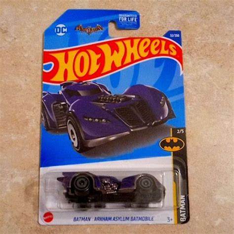 Hot Wheels Batman Arkham Asylum Batmobile Batman Arkham Asylum Batmobile Mattel Hot Wheels