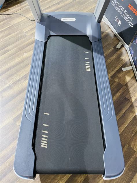 Precor Trm 885 V2 Treadmill Wp80 Console Refurbished Gym Equipment