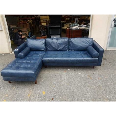 MODERN LEATHER 2 PIECE SECTIONAL SOFA