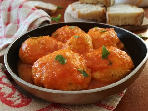 Polpette Di Ricotta Al Sugo Curmifood