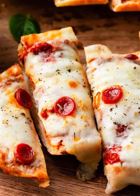 Best Homemade Pizza Recipes - I Heart Naptime