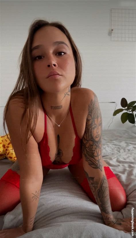 Celina Pop Celinapp Nude Onlyfans Leaks The Fappening Photo