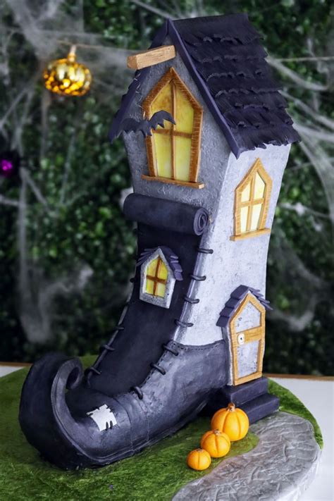 Halloween Witches Boot Haunted House Cake DIY Halloween Cake