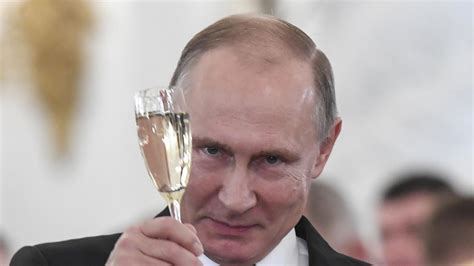 Putin Tiene Una Guarida Subterr Nea En Europa Con Vino Y Un Coche De Oro