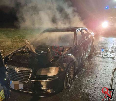 Rivarossa Rivarolo Canavese Auto In Fiamme In Via Argentera Foto E