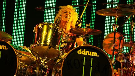 Community mourns death of international drummer James Kottak | whas11.com