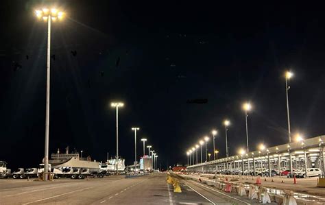 El Espig N Central Del Puerto De Santander Cuenta Con Nueva Iluminaci N