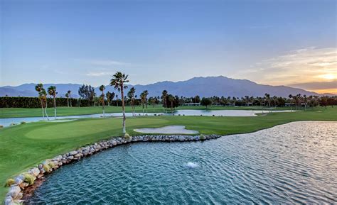 Topgolf Swing Suite - DoubleTree by Hilton Resort Palm Springs