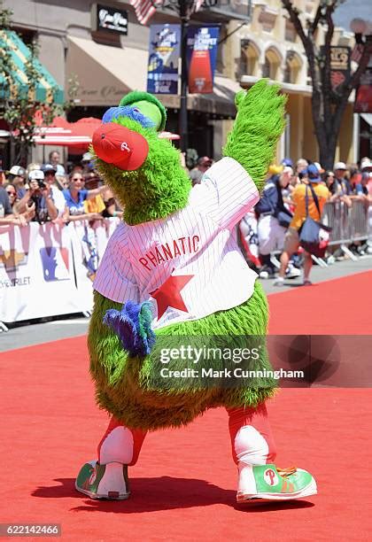 Red Phillie Phanatic Photos And Premium High Res Pictures Getty Images