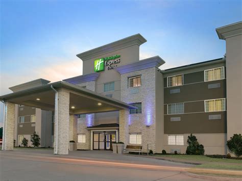 Affordable Hotel in Magnolia, AR | Holiday Inn Express & Suites ...