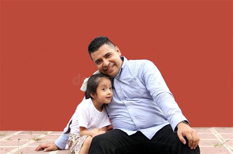 Divorced Dad With His Brunette Latina Daughter Show Their Love And Celebrate Father S Day