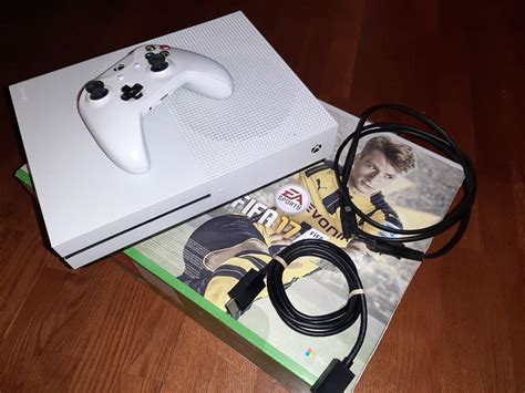 Gry Konsola Xbox One S pad okablowanie gra FIFA 17 Gdańsk Chełm