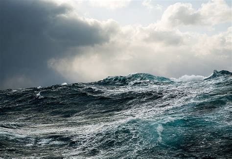 Rough Sea Waves