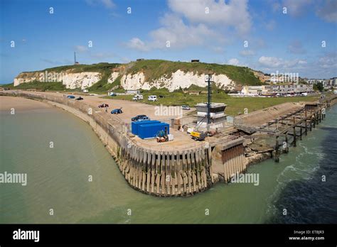 Port Of Newhaven Harbour Entrance The Old Disused Harbour Control