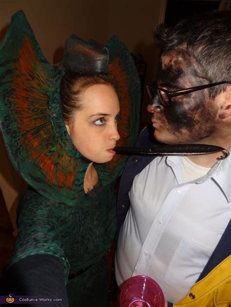 Dilophosaurus And Dennis Nedry Halloween Costume Contest At Costume