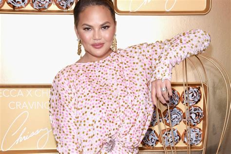 Chrissy Teigen Creates Elaborate Menu to Get Her Daughter Luna to Eat ...